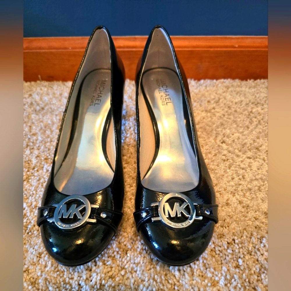Michael Kors 2 inch black patent leather heels
